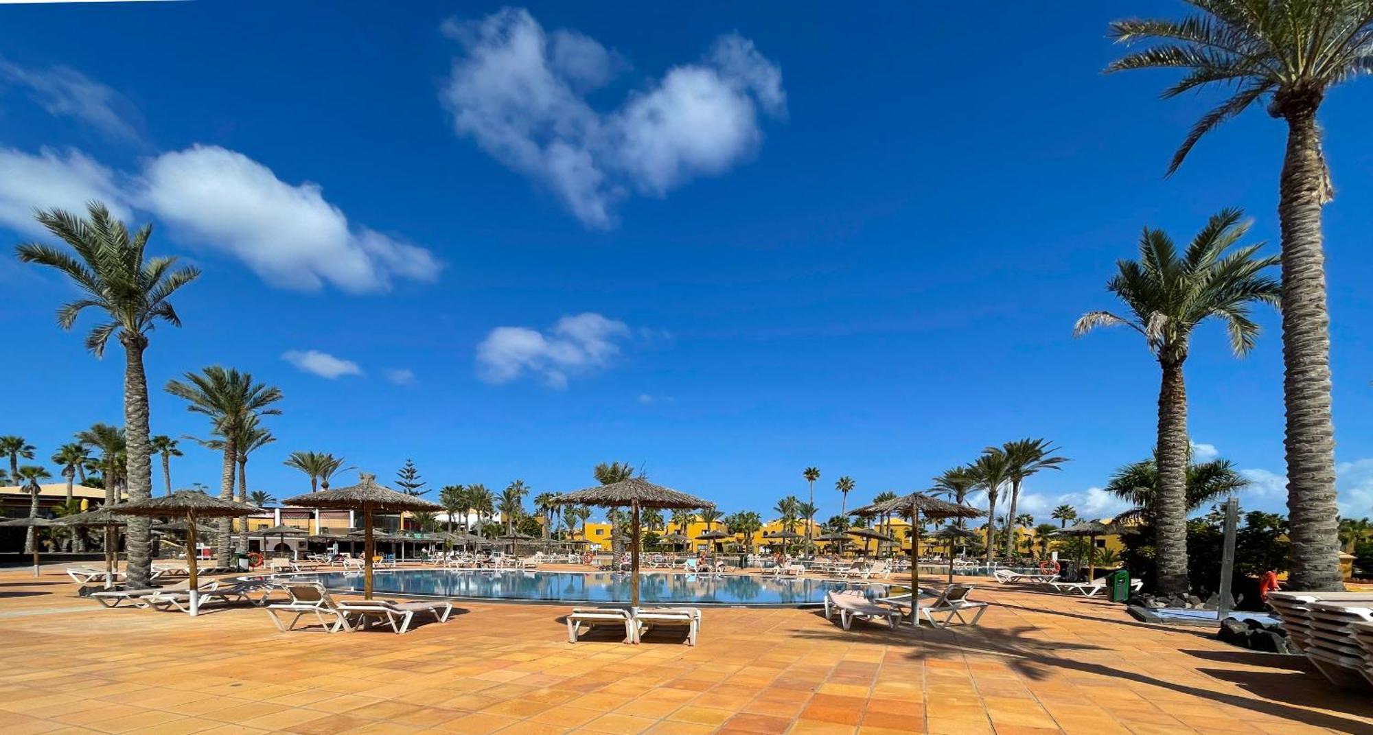 شقة B-Rent Casa Angela Pool View كوراليهو المظهر الخارجي الصورة
