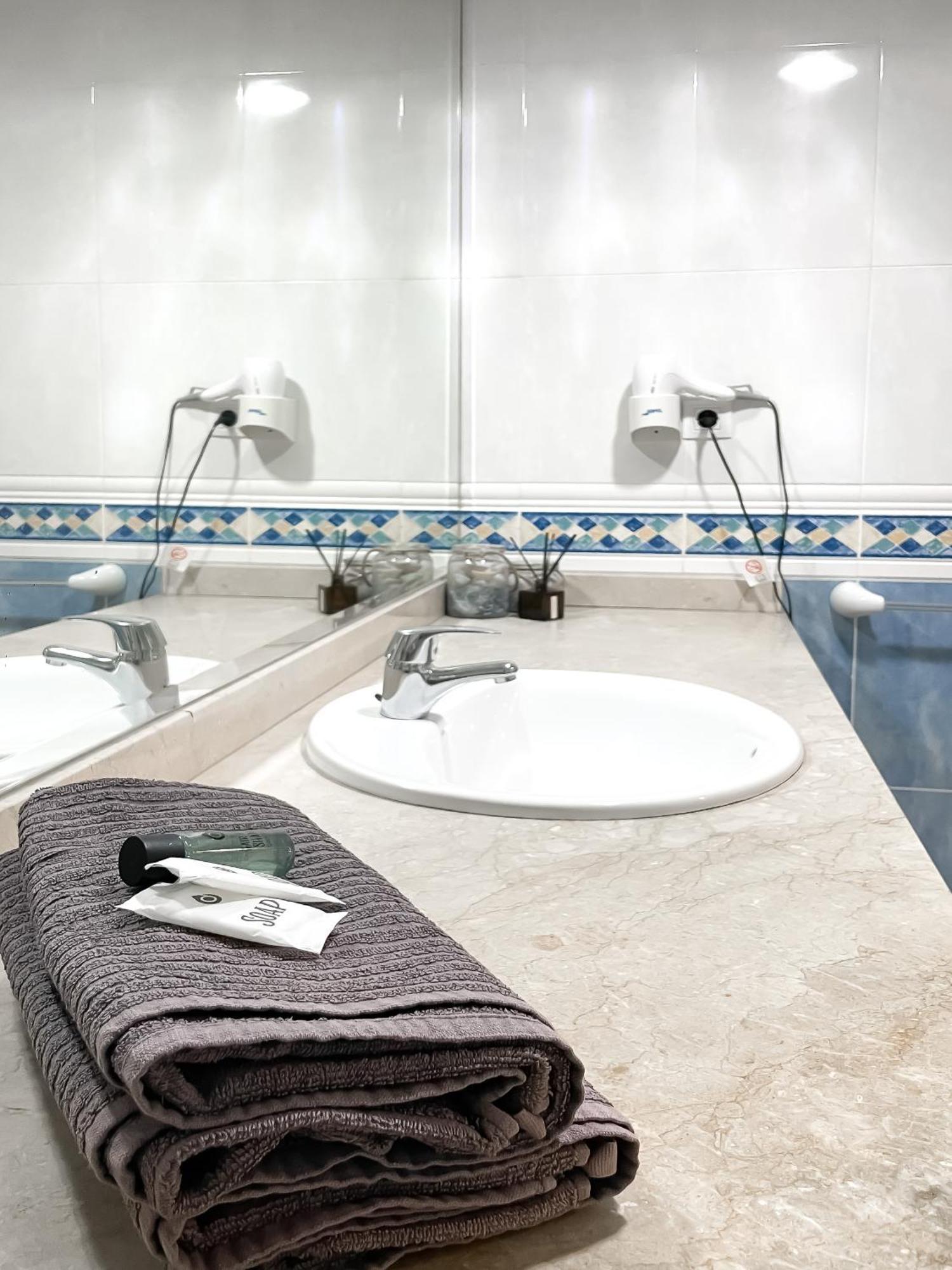 شقة B-Rent Casa Angela Pool View كوراليهو المظهر الخارجي الصورة